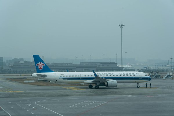 Tout savoir sur le trimaran : caractéristiques et avantages