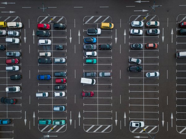 Comment choisir son parking à charleroi airport en toute simplicité ?